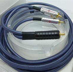 WIREWORLD LUNA 7 - przewód subwooferowy RCA/2RCA 4 m